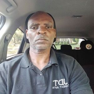 Meet your Posher, Dwayne